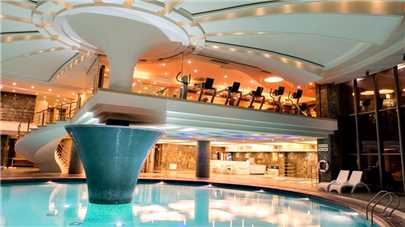 استخر هتل بزرگ شیراز استخر هتل بزرگ شیراز